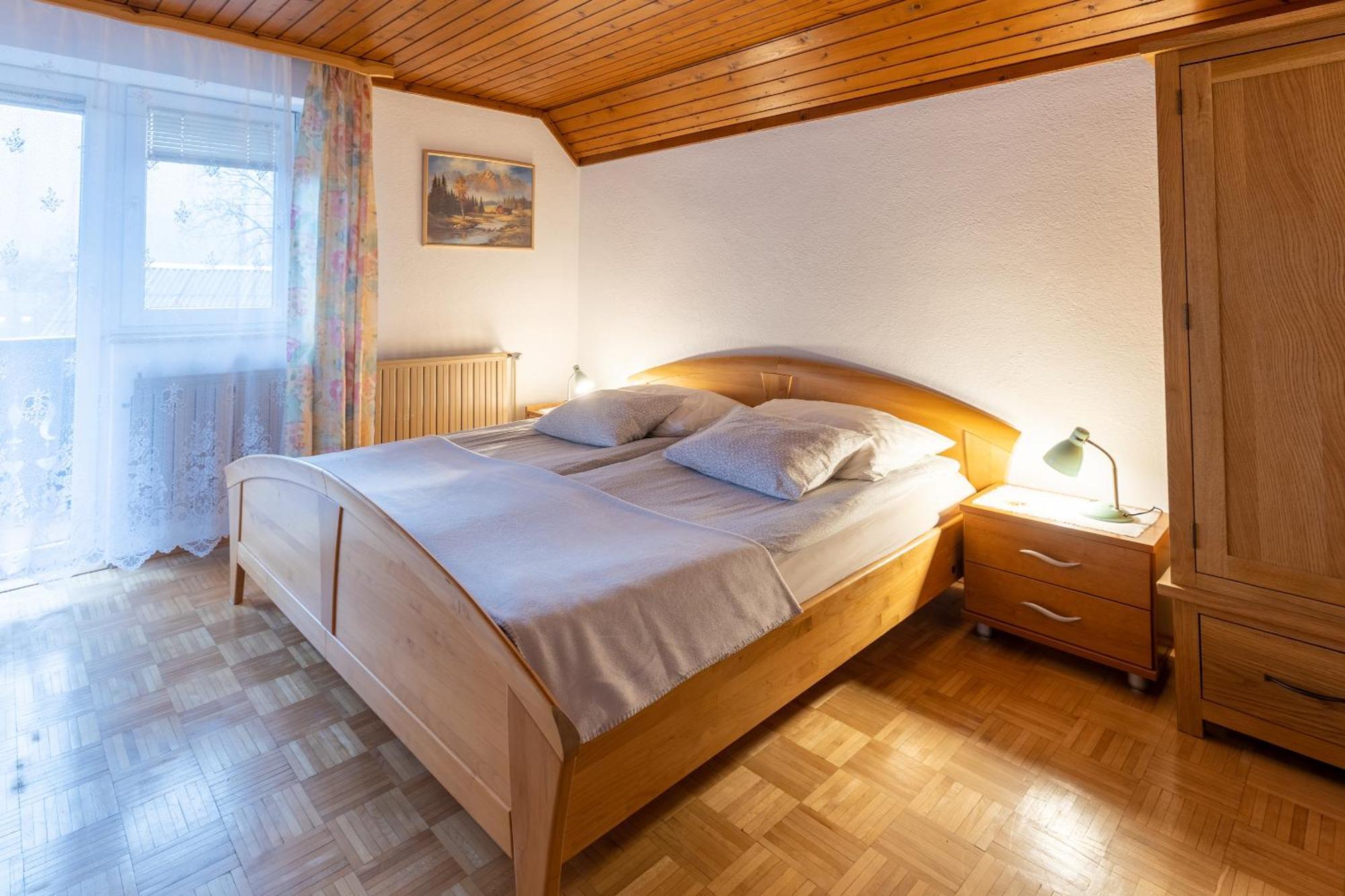 Apartments Pri Urhu ボーヒニ エクステリア 写真